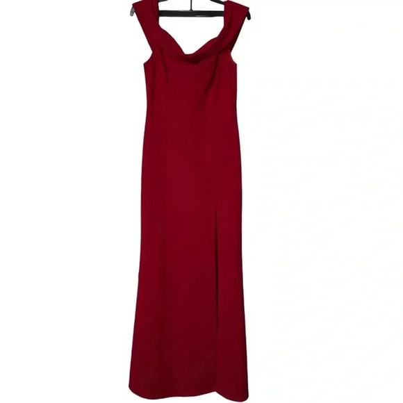 Lulus Red Maxi Length Formal Dress Holiday Event Christmas Party Gala Occasion - Picture 5 of 10